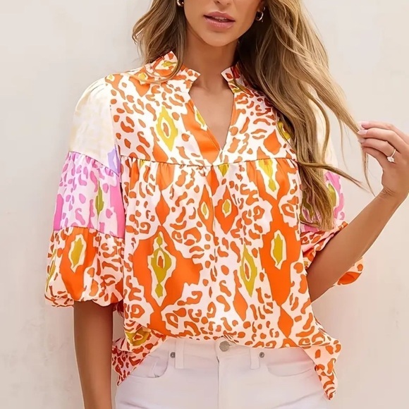 Tops - NWOT - Stunning Women's Multicolor Patterned Top - Size Large